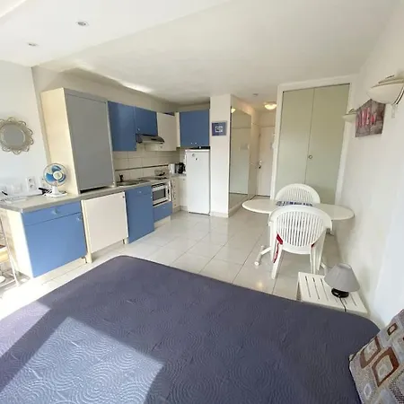 106, Port Venus Au Village Naturiste Apartment Agde