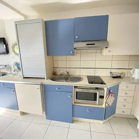 Apartment 106, Port Venus Au Village Naturiste